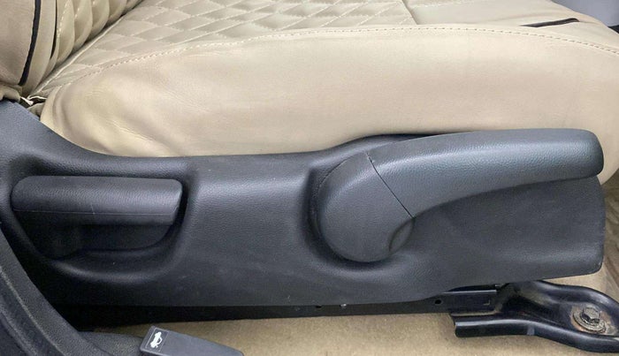 2016 Honda City 1.5L I-VTEC VX CVT, Petrol, Automatic, 84,003 km, Driver Side Adjustment Panel