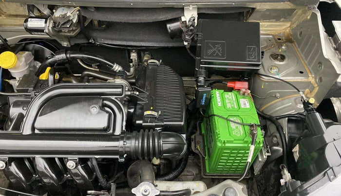 2017 Renault Kwid RXL, Petrol, Manual, 17,070 km, Engine View - Left