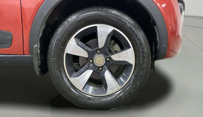 2018 Tata NEXON XZA PLUS PETROL DUAL TONE, Petrol, Automatic, 39,515 km, Right Front Wheel