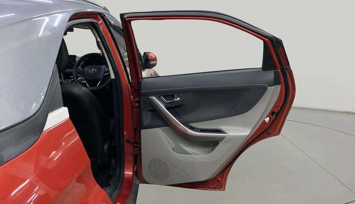 2018 Tata NEXON XZA PLUS PETROL DUAL TONE, Petrol, Automatic, 39,515 km, RHS Rear Door
