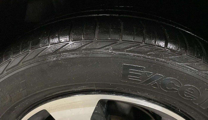 2018 Tata NEXON XZA PLUS PETROL DUAL TONE, Petrol, Automatic, 39,515 km, Left Front Tyre Tread