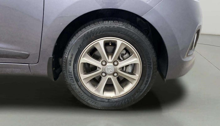 2016 Hyundai Grand i10 ASTA (O) 1.2 KAPPA VTVT, Petrol, Manual, 54,636 km, Right Front Wheel