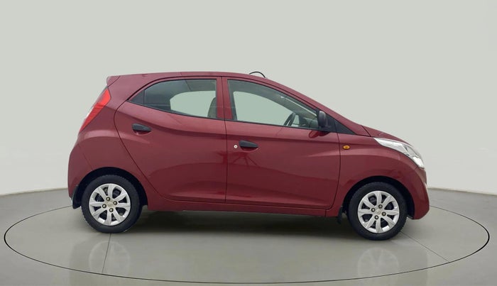2015 Hyundai Eon MAGNA +, Petrol, Manual, 25,440 km, Right Side View