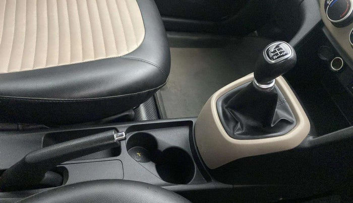 2019 Hyundai Grand i10 SPORTZ 1.2 KAPPA VTVT, Petrol, Manual, 57,514 km, Gear Lever