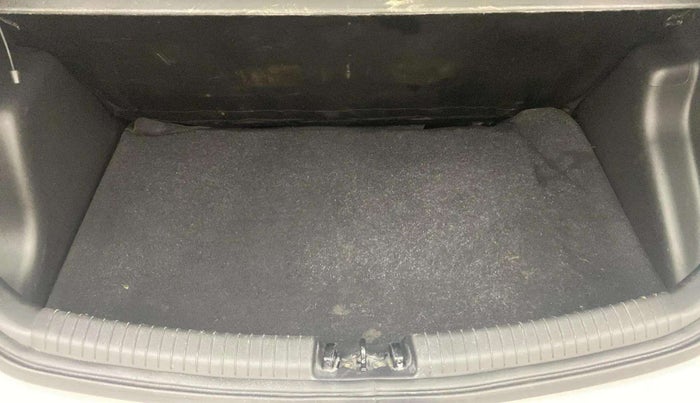 2019 Hyundai Grand i10 SPORTZ 1.2 KAPPA VTVT, Petrol, Manual, 57,514 km, Boot Open Zoomed View
