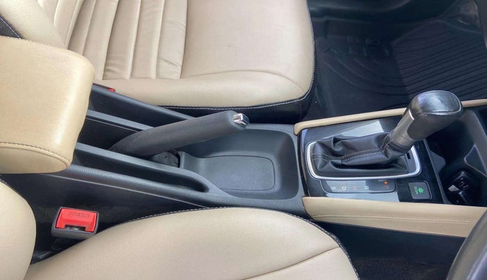 2020 Honda City 1.5L I-VTEC ZX CVT, Petrol, Automatic, 46,370 km, Gear Lever