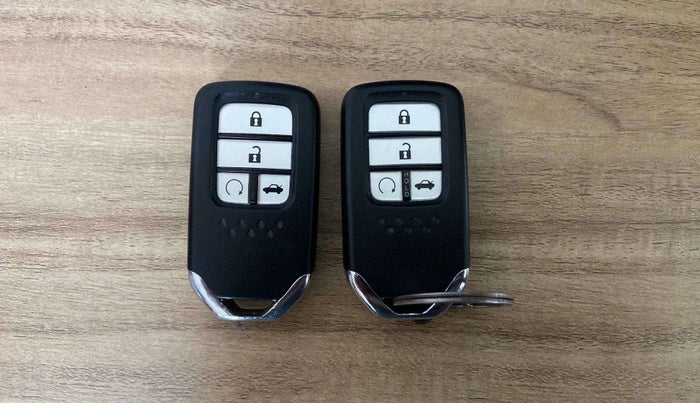 2020 Honda City 1.5L I-VTEC ZX CVT, Petrol, Automatic, 46,370 km, Key Close Up