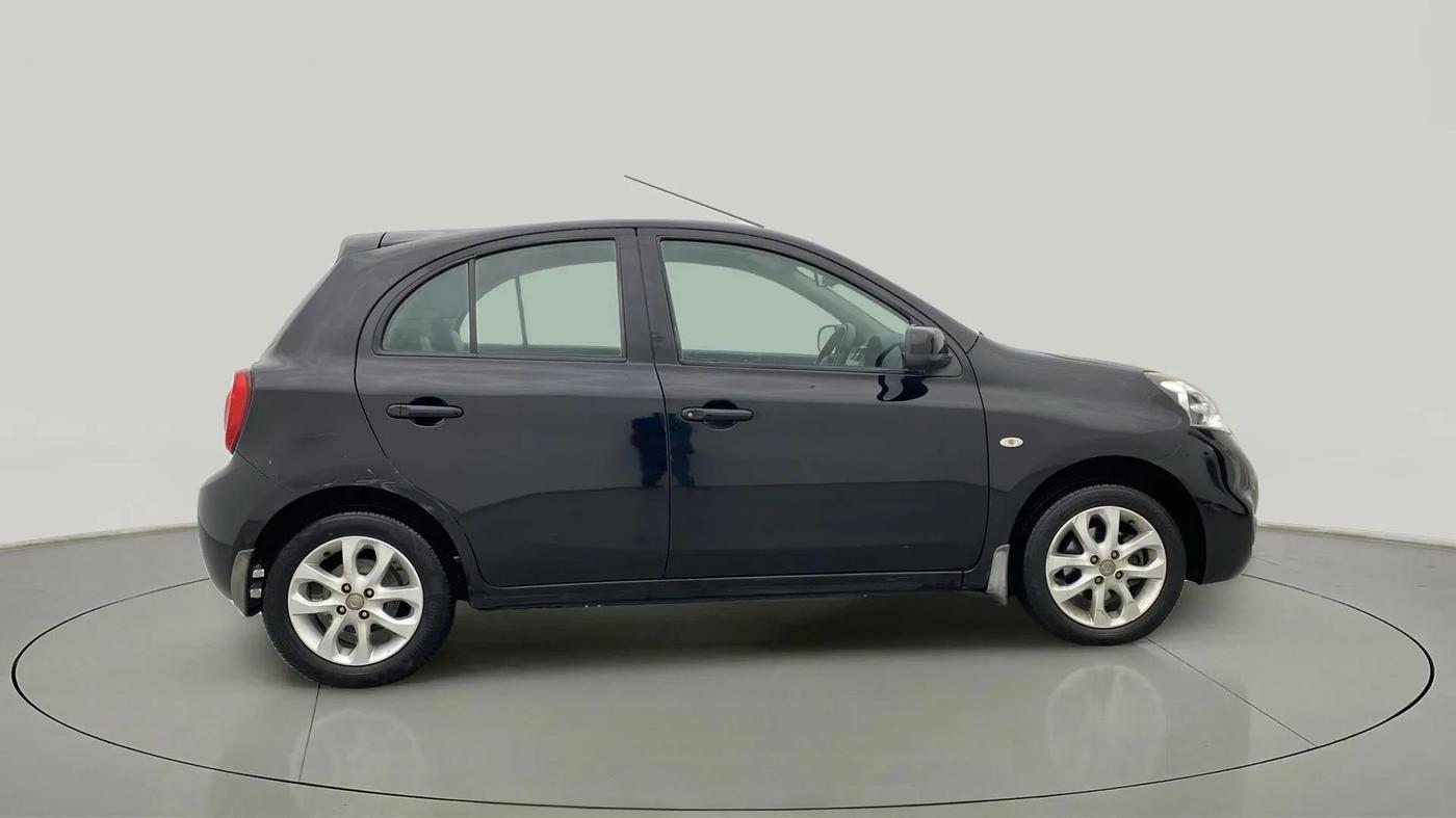 2016 Nissan Micra XV CVT, Petrol, Automatic, 47,052 km, Right Side View