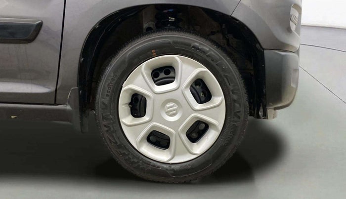 2021 Maruti S PRESSO VXI+, Petrol, Manual, 14,047 km, Right Front Wheel