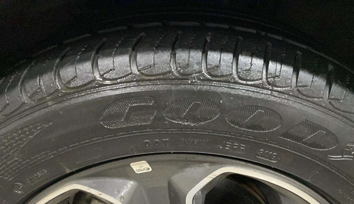 2019 Ford Ecosport TITANIUM 1.0L ECOBOOST SPORTS(SUNROOF), Petrol, Manual, 20,495 km, Left Front Tyre Tread