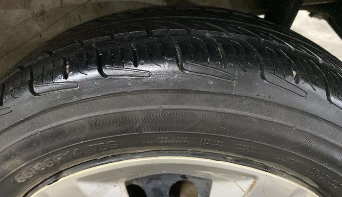 2016 Maruti Wagon R 1.0 VXI AMT, Petrol, Automatic, 43,399 km, Left Rear Tyre Tread