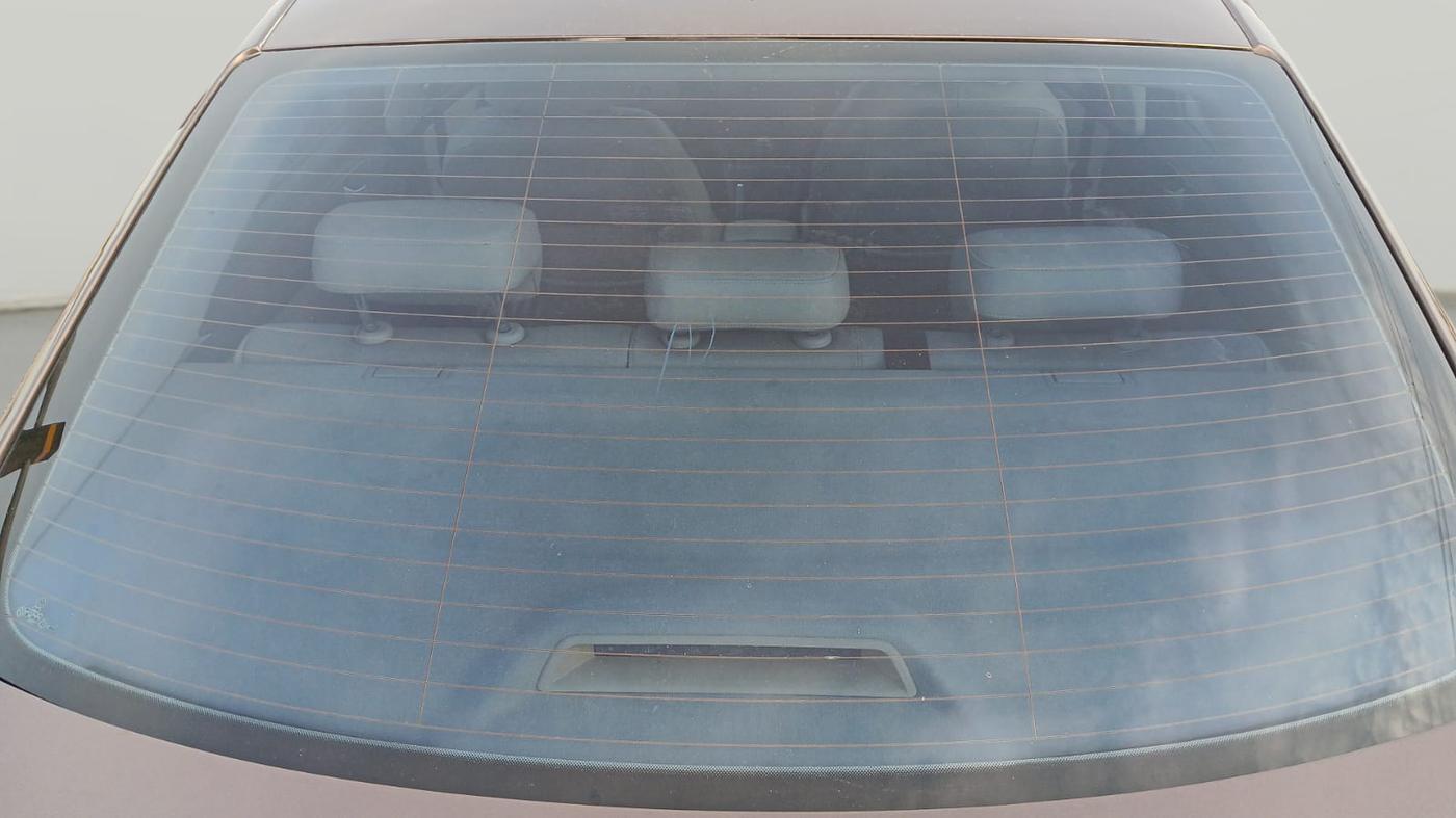 2015 Volkswagen Jetta COMFORTLINE TSI, Petrol, Manual, 90,207 km, Rear Windshield