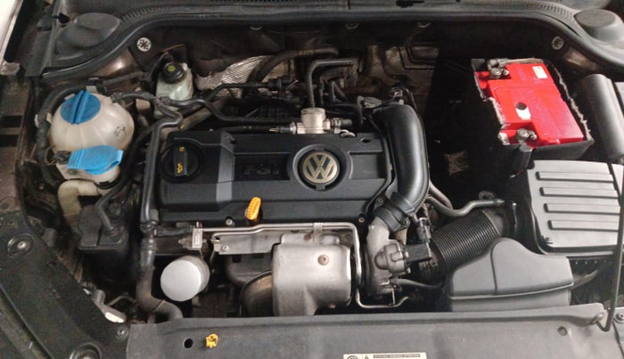 2015 Volkswagen Jetta COMFORTLINE TSI, Petrol, Manual, 90,207 km, Engine View