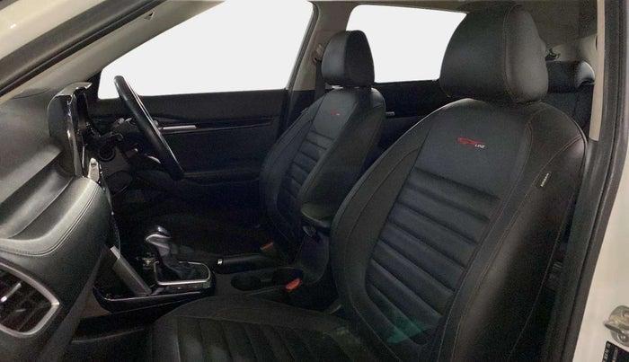 2020 KIA SELTOS GTX PLUS AT 1.5 DIESEL, Diesel, Automatic, 86,405 km, Right Side Front Door Cabin