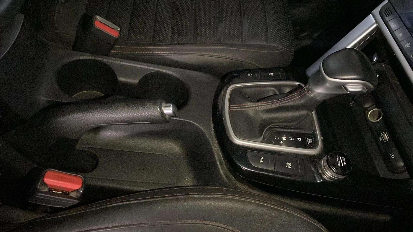 2020 KIA SELTOS GTX PLUS AT 1.5 DIESEL, Diesel, Automatic, 86,411 km, Gear Lever