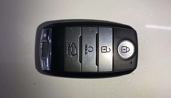2020 KIA SELTOS GTX PLUS AT 1.5 DIESEL, Diesel, Automatic, 86,405 km, Key Close Up