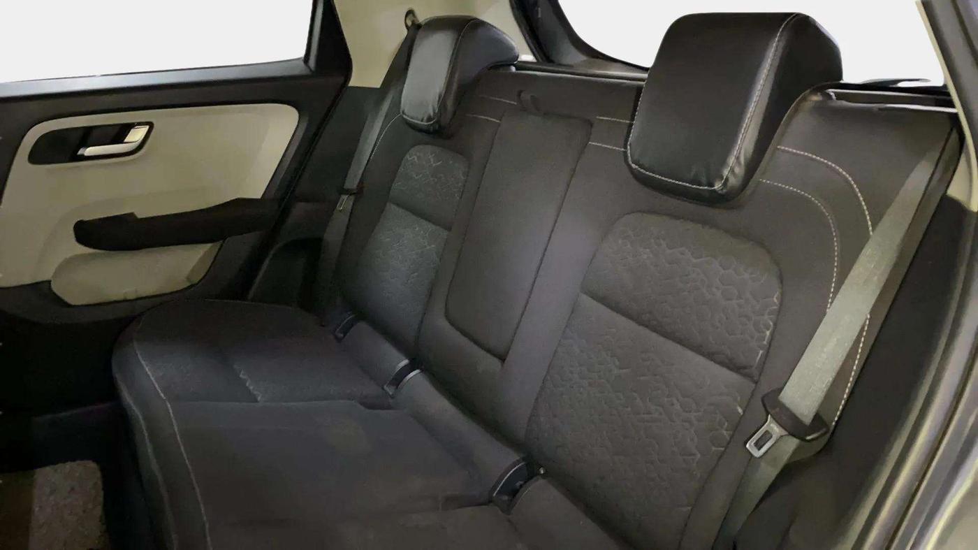 2022 Tata ALTROZ XZ PETROL, Petrol, Manual, 21,200 km, Right Side Rear Door Cabin