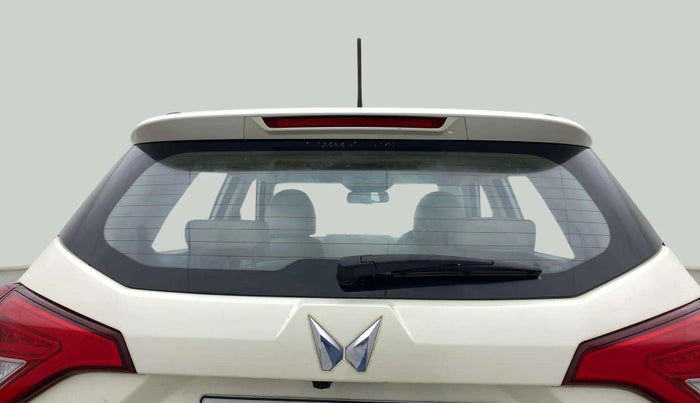 2023 Mahindra XUV300 W8 (O) 1.2 PETROL, Petrol, Manual, 18,041 km, Rear Windshield