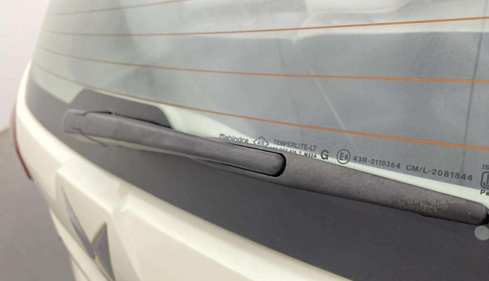 2023 Mahindra XUV300 W8 (O) 1.2 PETROL, Petrol, Manual, 18,041 km, Rear Wiper