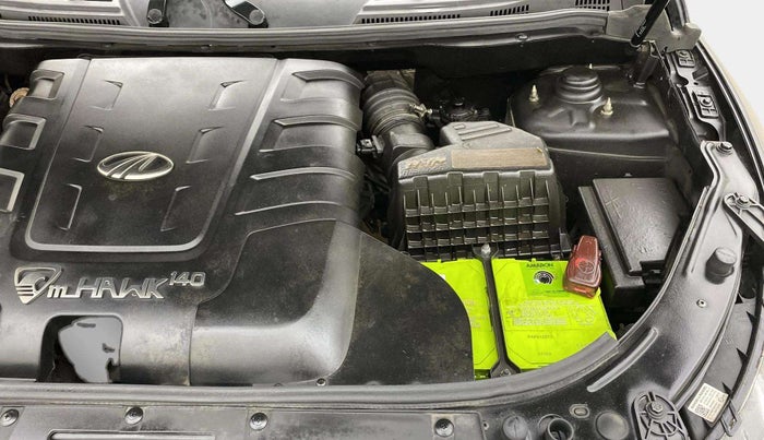 2018 Mahindra XUV500 W11 AT, Diesel, Automatic, 1,04,037 km, Engine View - Left