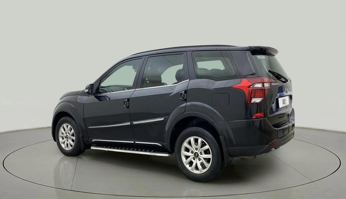 2018 Mahindra XUV500 W11 AT, Diesel, Automatic, 1,04,037 km, Left Back Diagonal