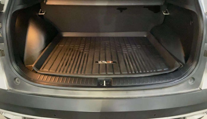 2022 KIA SELTOS HTK PLUS 1.5, Petrol, Manual, 22,767 km, Boot Inside