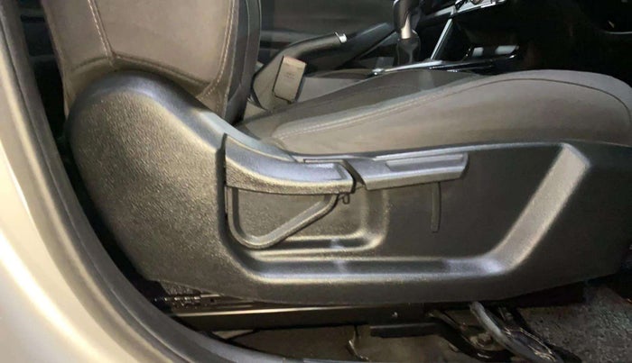 2022 KIA SELTOS HTK PLUS 1.5, Petrol, Manual, 22,767 km, Driver Side Adjustment Panel