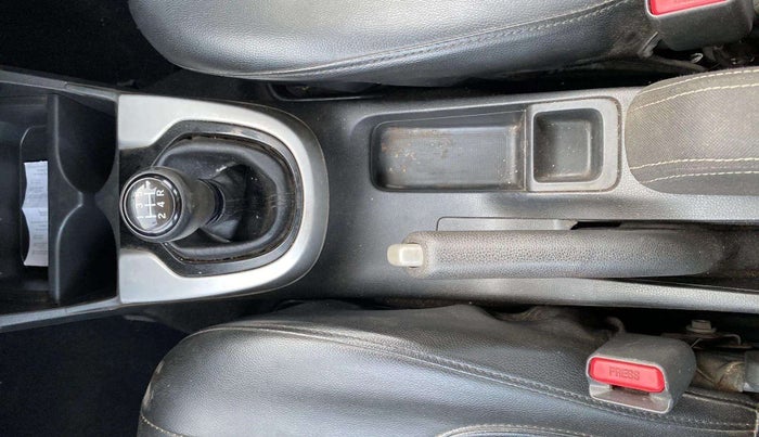 2017 Honda WR-V 1.2L I-VTEC VX MT, Petrol, Manual, 73,751 km, Gear Lever
