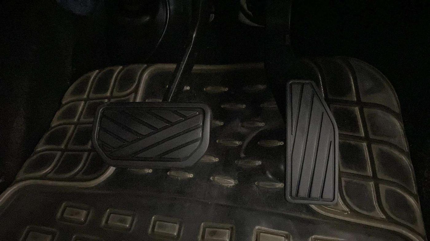 2019 Maruti IGNIS ZETA 1.2 AMT, Petrol, Automatic, 75,095 km, Pedals