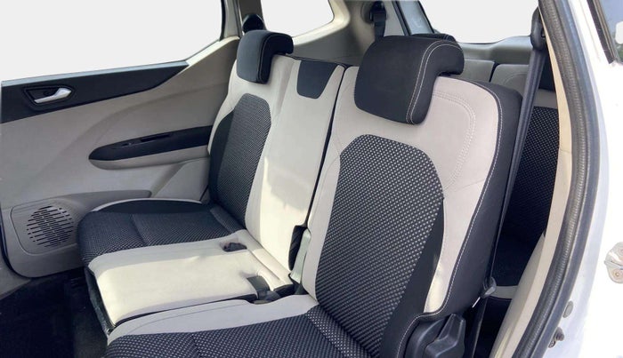 2019 Renault TRIBER RXZ, Petrol, Manual, 26,789 km, Right Side Rear Door Cabin