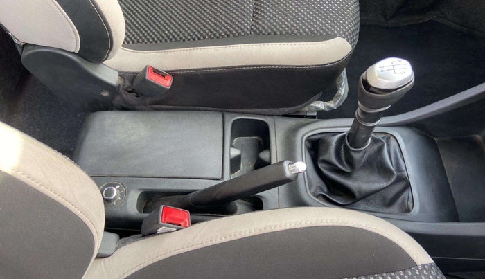 2019 Renault TRIBER RXZ, Petrol, Manual, 26,789 km, Gear Lever