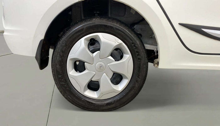 2024 Tata TIGOR XM CNG, CNG, Manual, 24,208 km, Right Rear Wheel