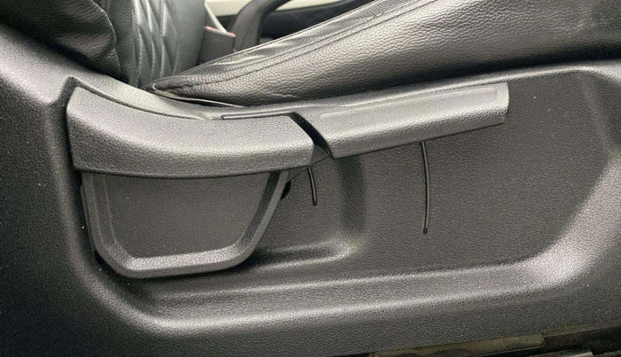 2022 Hyundai Creta EX 1.5 PETROL, Petrol, Manual, 44,391 km, Driver Side Adjustment Panel