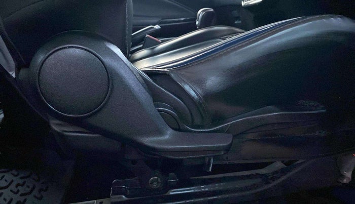 2023 Maruti Baleno ALPHA 1.2 AGS, Petrol, Automatic, 23,712 km, Driver Side Adjustment Panel