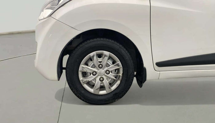 2016 Hyundai Eon ERA +, Petrol, Manual, 16,257 km, Left Front Wheel