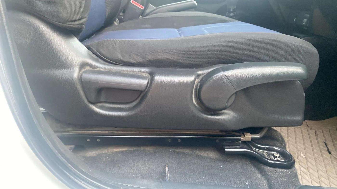 2019 Honda WR-V 1.2L I-VTEC S MT, Petrol, Manual, 73,398 km, Driver Side Adjustment Panel