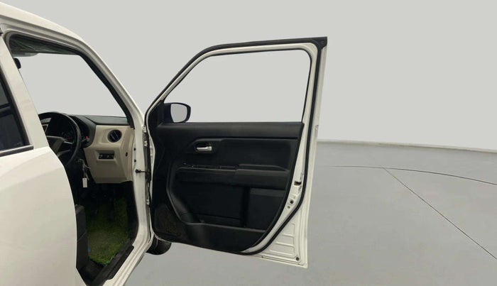 2023 Maruti New Wagon-R VXI CNG 1.0, CNG, Manual, 41,837 km, RHS Front Door