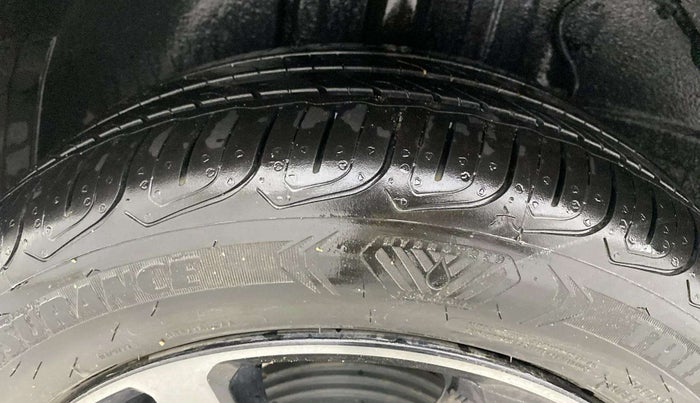 2021 Tata ALTROZ XZ PLUS PETROL DARK EDITION, Petrol, Manual, 3,946 km, Right Rear Tyre Tread