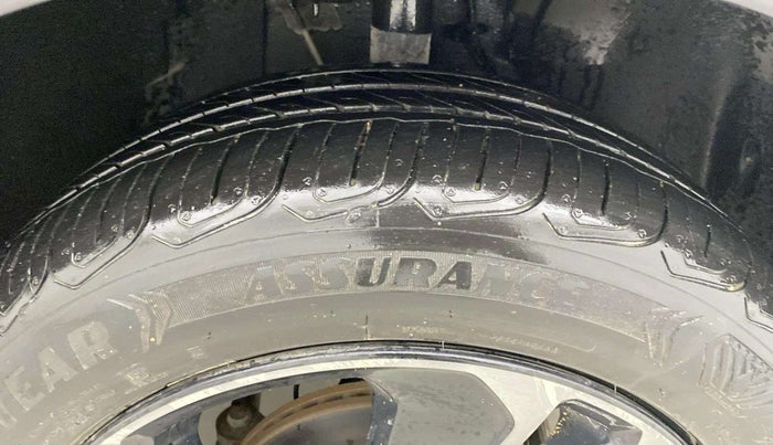2021 Tata ALTROZ XZ PLUS PETROL DARK EDITION, Petrol, Manual, 3,946 km, Right Front Tyre Tread