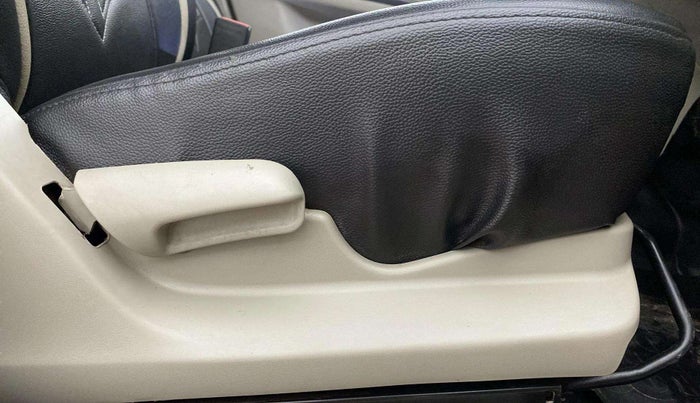 2017 Maruti Celerio VXI AMT, Petrol, Automatic, 98,502 km, Driver Side Adjustment Panel