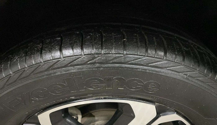 2021 Tata NEXON XZ PLUS PETROL SUNROOF, Petrol, Manual, 34,371 km, Left Front Tyre Tread