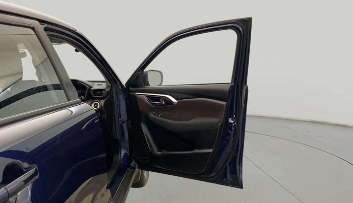 2024 Maruti Grand Vitara DELTA SMART HYBRID, Petrol, Manual, 21,377 km, RHS Front Door