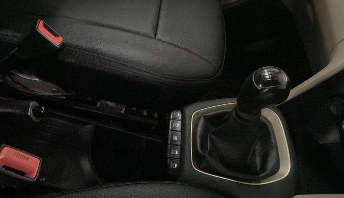 2019 Hyundai NEW SANTRO SPORTZ CNG, CNG, Manual, 81,456 km, Gear Lever