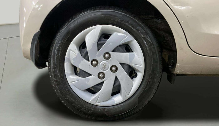 2019 Hyundai NEW SANTRO SPORTZ CNG, CNG, Manual, 81,456 km, Right Rear Wheel