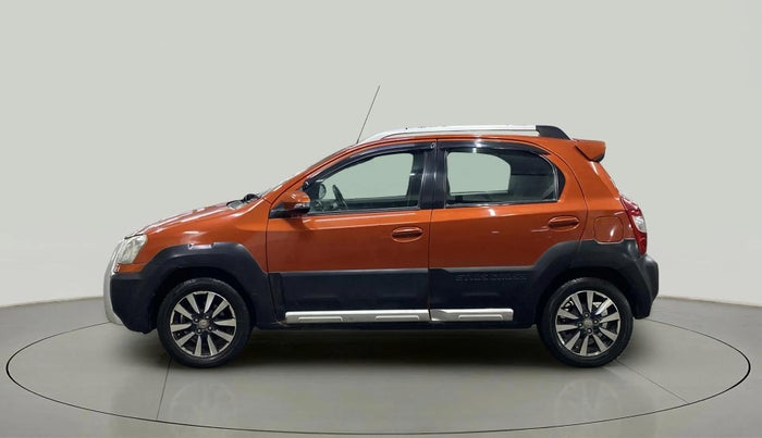 2015 Toyota Etios CROSS 1.2 G, Petrol, Manual, 82,646 km, Left Side