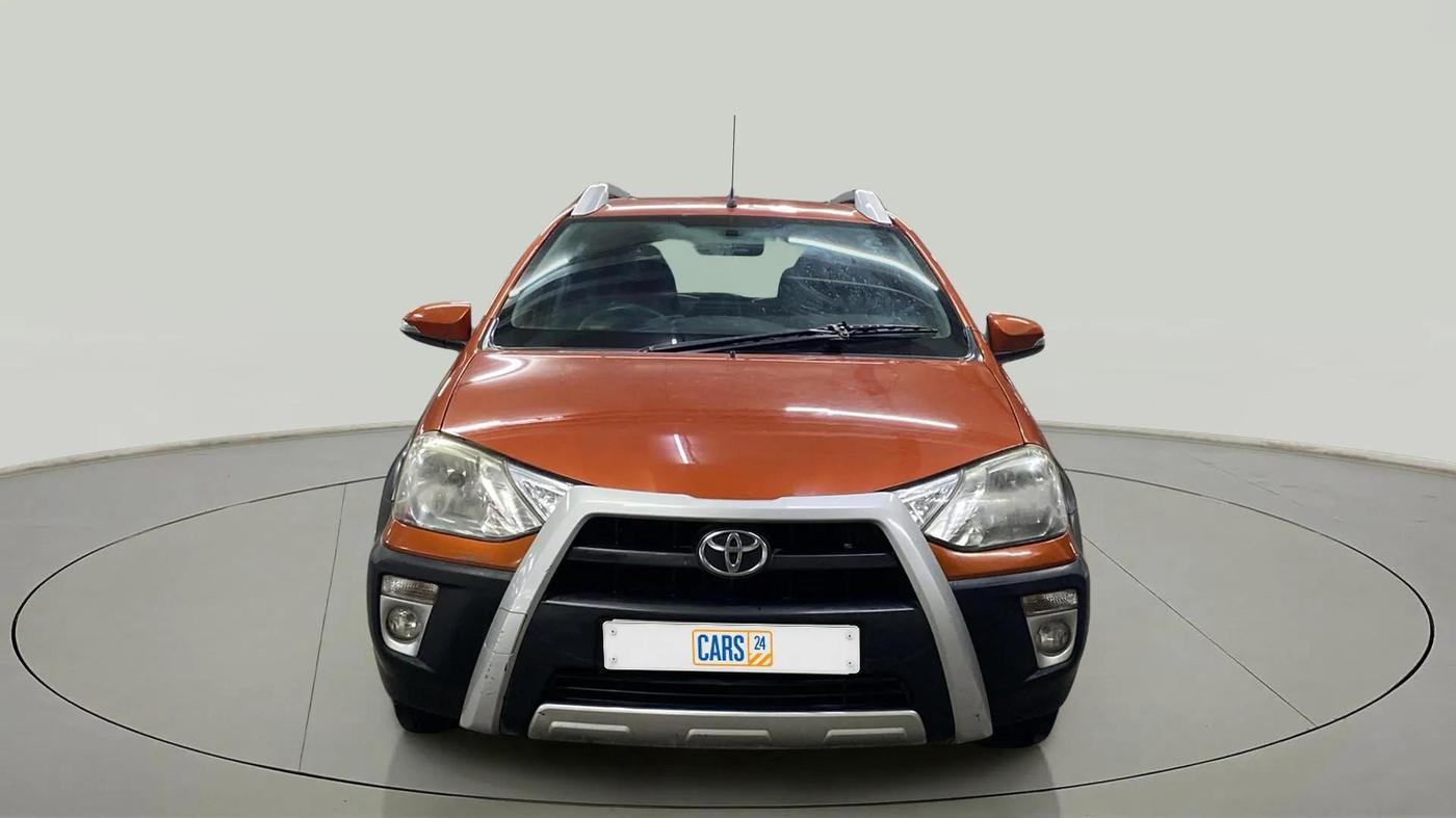2015 Toyota Etios CROSS 1.2 G, Petrol, Manual, 82,646 km, Front