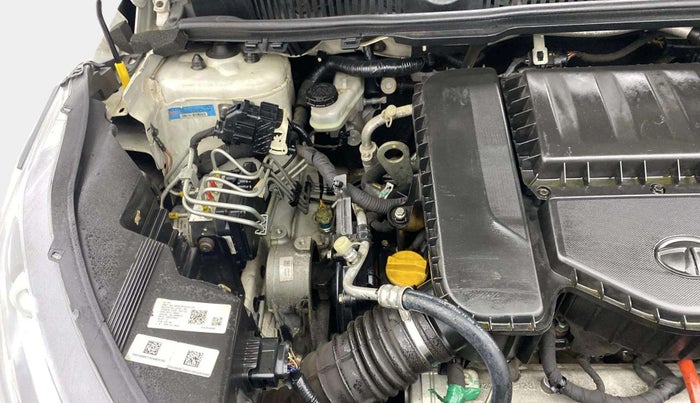 2022 Tata NEXON XZA PLUS (PREMIUM) DIESEL, Diesel, Automatic, 36,658 km, Engine View - Right