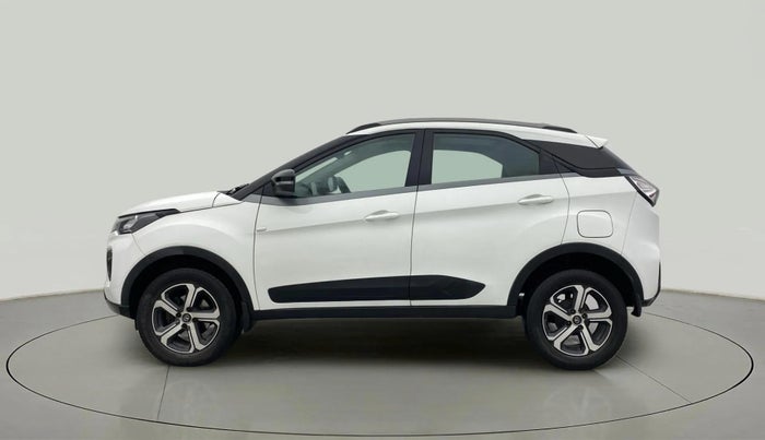 2022 Tata NEXON XZA PLUS (PREMIUM) DIESEL, Diesel, Automatic, 36,658 km, Left Side