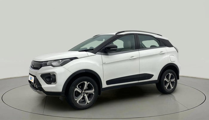 2022 Tata NEXON XZA PLUS (PREMIUM) DIESEL, Diesel, Automatic, 36,658 km, Left Front Diagonal
