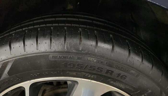 2020 Maruti Baleno ZETA CVT PETROL 1.2, Petrol, Automatic, 17,895 km, Left Front Tyre Tread